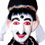 ایلام ماسک با لباس ترکمنی