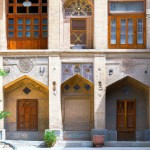 نمای مغازه دو طبقه براساس معماری سنتی ایرانی