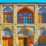 نمای مغازه دو طبقه براساس معماری سنتی ایرانی