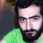 مرد جوان ایرانی، با ریش کم و با پوست سبزه
