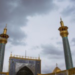 حرم امام رضا در باران بهاری و هوای ابری