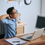 عکس برد الکترونیکی بنفش خفن باکیفیت برای تصویر زمینه