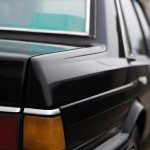 Black v12 Mercedes benz w140