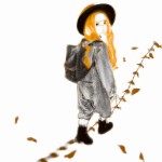 تصویر یک انسان در پاییز