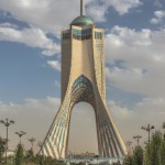 بزرگترین برج جهان در ایران با معماری باستانی و ایران ، بزرگترین هتل ایرانی با ۸۰۰۰ اتاق و مراکز خرید و تفریحی در هتل