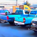 یک وانت کامیونت بهمراه یه وانت نیسان آبی و یک وانت مزدا2000 و یک وانت پیکان و یک تاکسی بکش