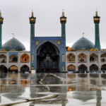 حرم امام رضا در هوای بارانی