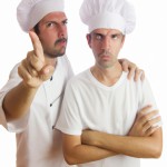 دو عدد آشپز سر دیگ اش