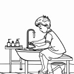نقاشی خطی سیاه سفید برای کتاب رنگ آمیزی با پس زمینه سفید ،صحنه ای تمام صفحه ،سبک ساده و تمیز،با خطوط ضخیم و فضاهای باز برای رنگ آمیزی بدون سایه زنی و خطوط اضافه. این صحنه شامل " یک پسر بچه در حال شستن دست‌ها با آب و صابون است "
