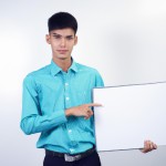 یک عکس از خودم بهت می دم اون رو در کلاس در حال تدریس قرار بده