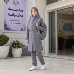 عکس دانش آموز دختر نوجوان، چهره زیبا کودکانه، مانتو شلوار و مقنعه طوسی، کل قد دانش آموز 
محجبه،با کوله پشتی داشته باشه،برای تبلیغ مدرسه ، از سر تا کفش دیده شود،
